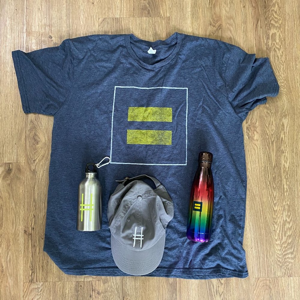 New summer combo (T-shirt, 2 bottles and 1 cap)